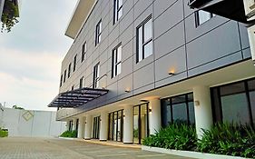 Hotel Youstay Semarang
